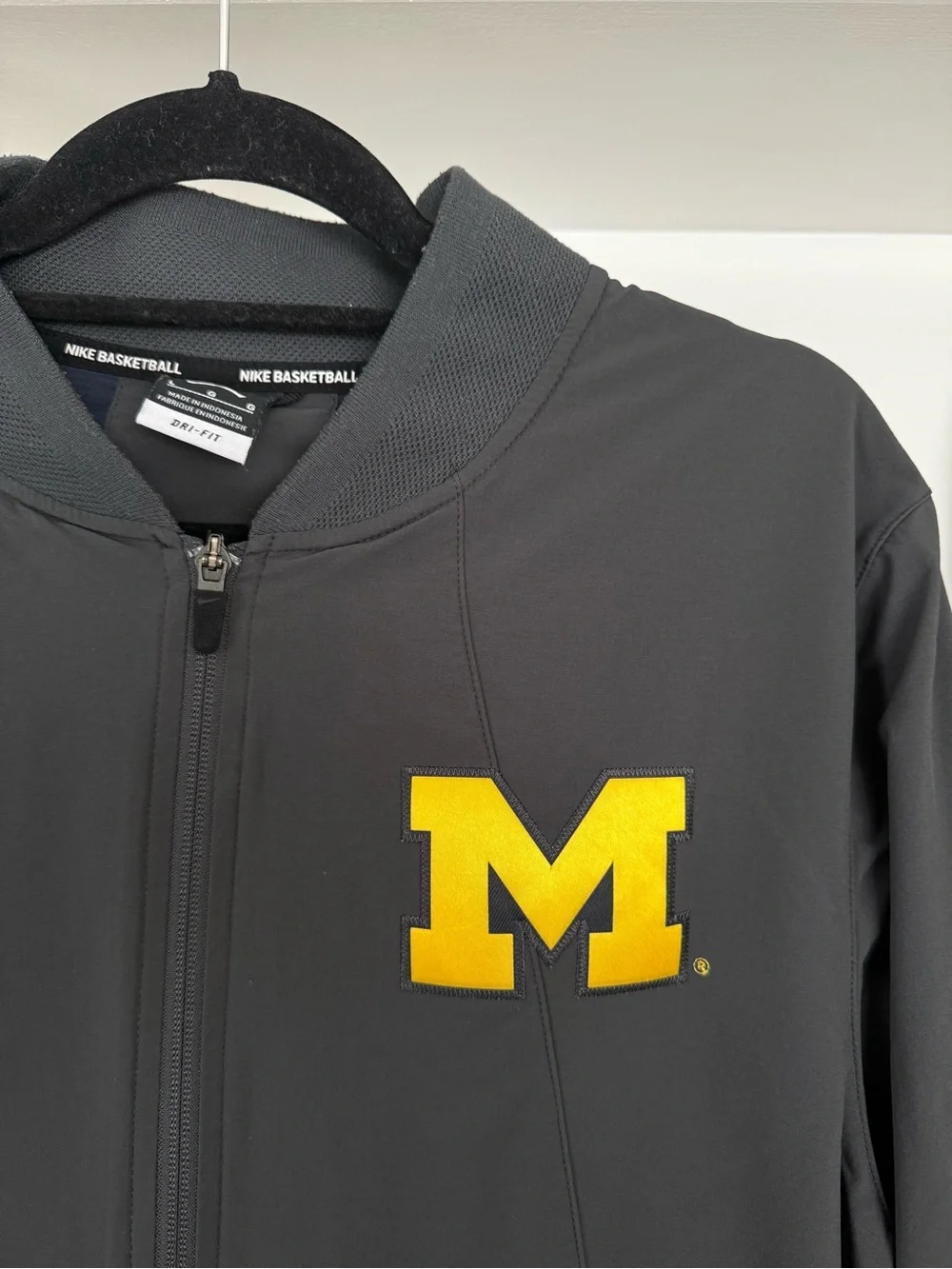 Men's Nike Basketball Jordan Michigan Dri-Fit Jacket